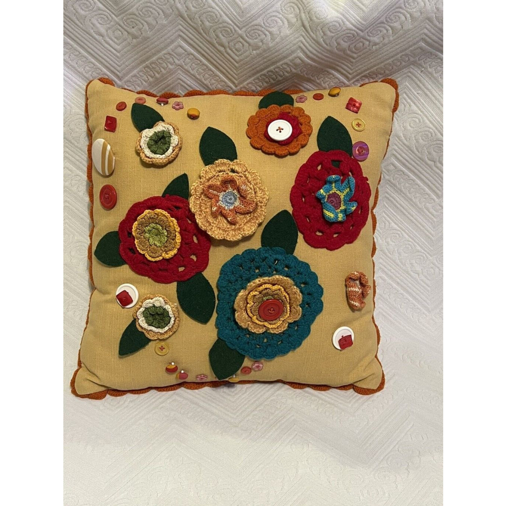 3-D Flower Crochet Pillow Buttons Mustard Yellow Burnt Orange 14x14 Square EUC